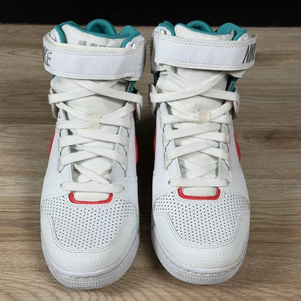 Nike Shoes Womens Size 7.5 White Green Air Revolution Sky Hi Sneakers 599410-101
